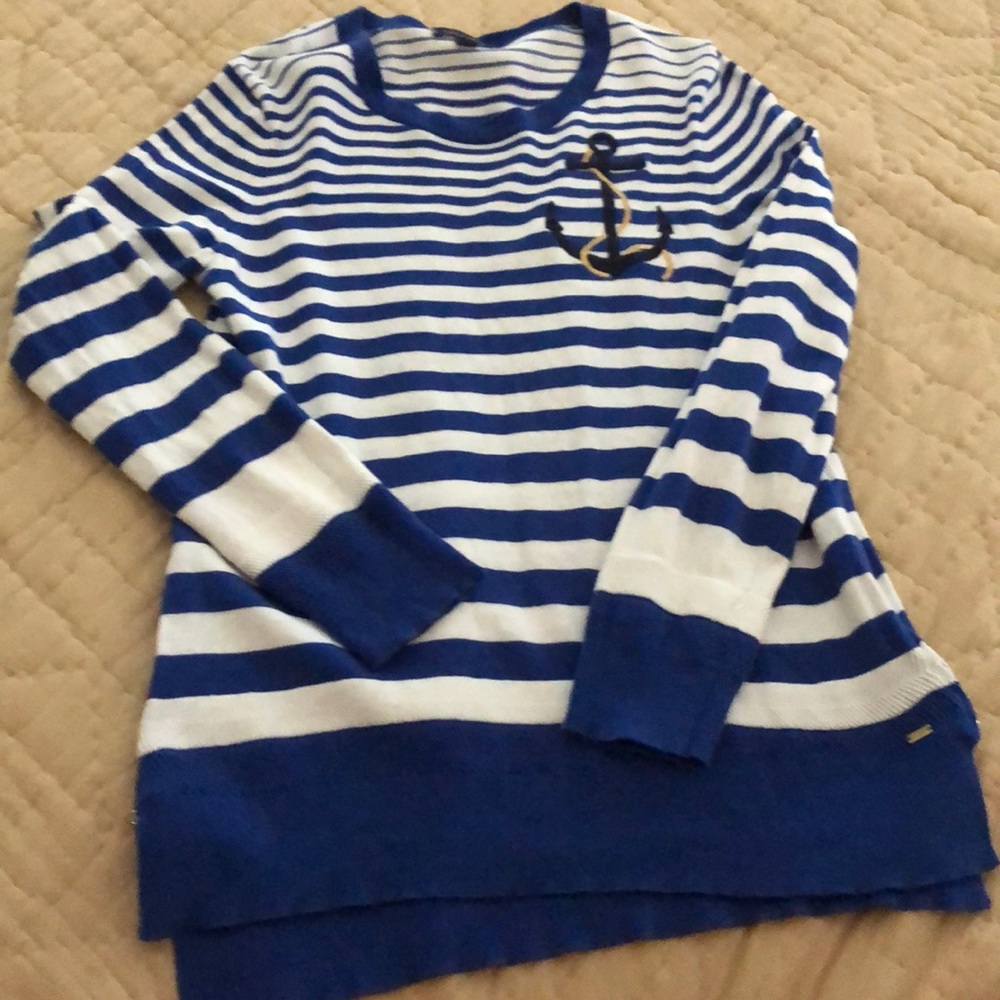 Sweater - Picture 2 of 4